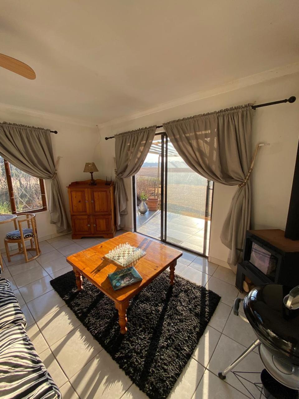 Sani Pass View Cottage هيمفيل المظهر الخارجي الصورة