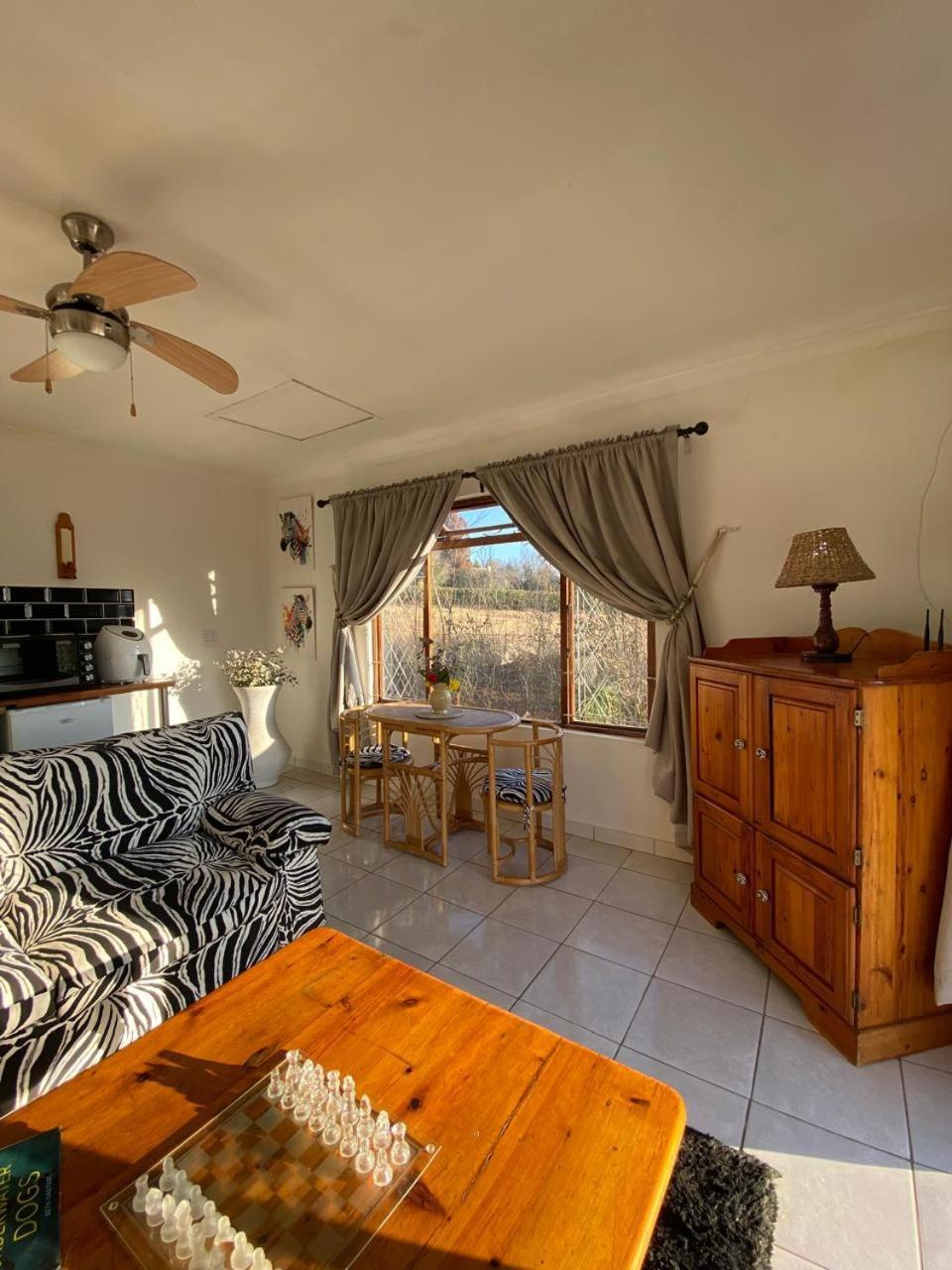 Sani Pass View Cottage هيمفيل المظهر الخارجي الصورة